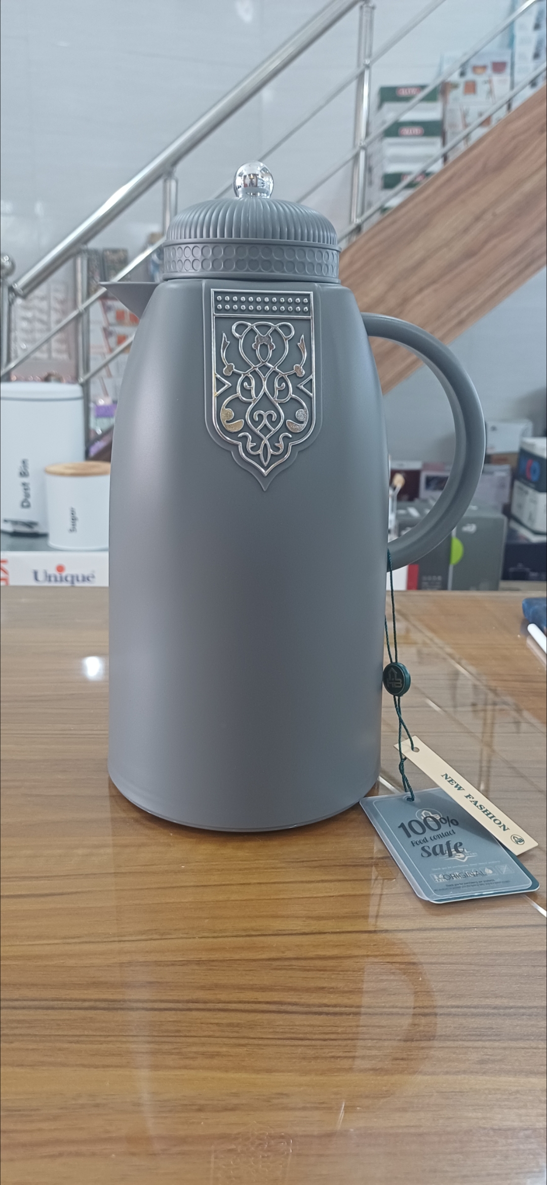 فلاسک ۱لیتر وارداتی طرح جدید شیشه صورتی